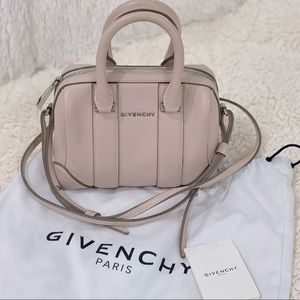 givenchy antigona small bag